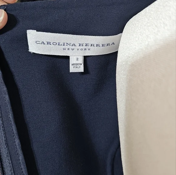 Carolina Herrera Navy Blue Sleeveless Silhouette career work Dress Size 2 Italy - Picture 2 of 12